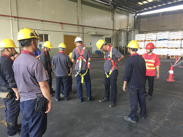  安全、環(huán)保、社會責任及團隊培訓